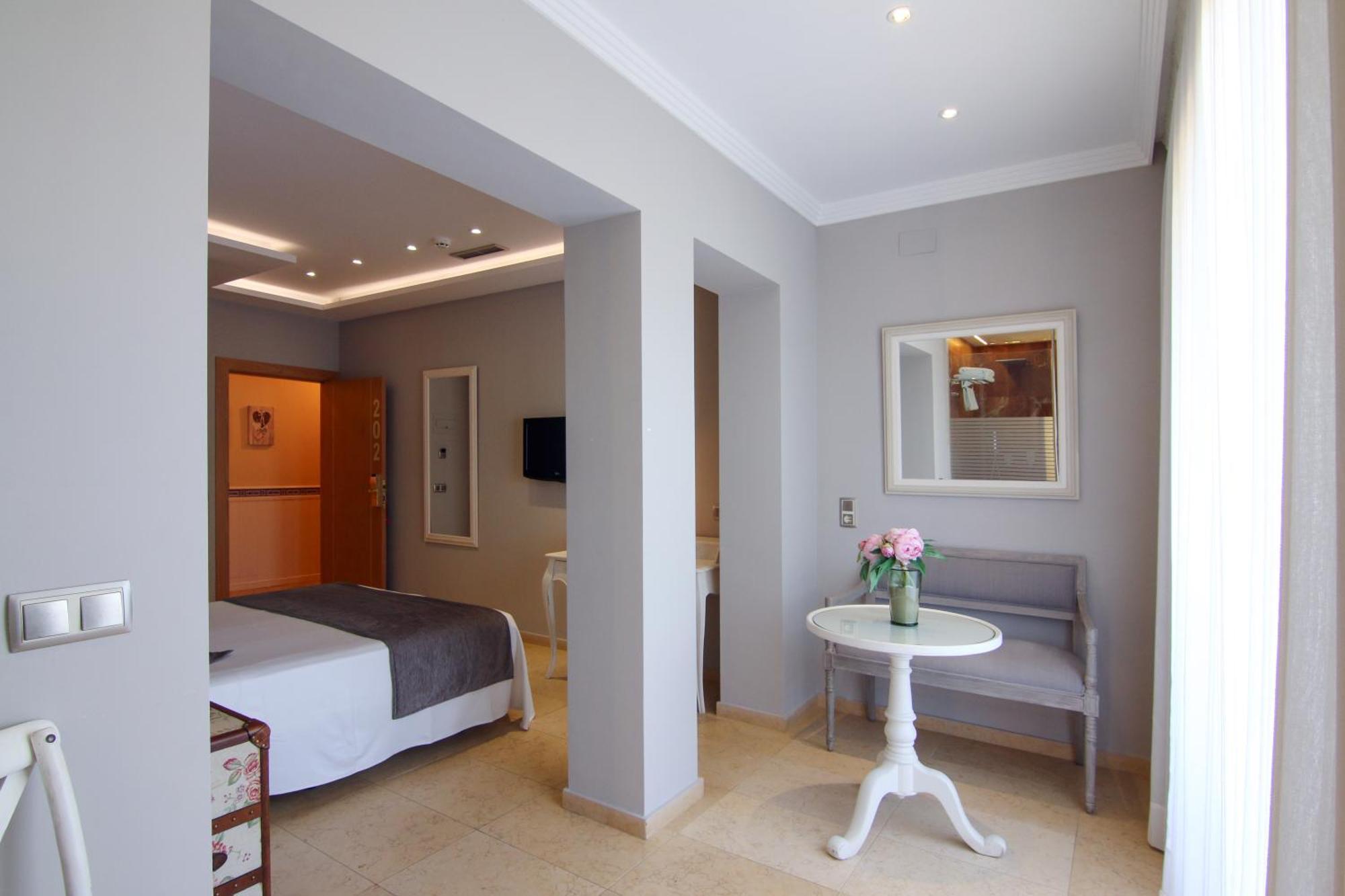 Hotel Restaurant Ceferino Vilanova i la Geltrú Eksteriør bilde
